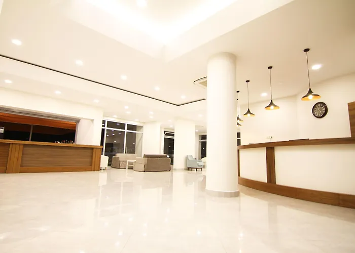 Sunway Club Hotell 3*