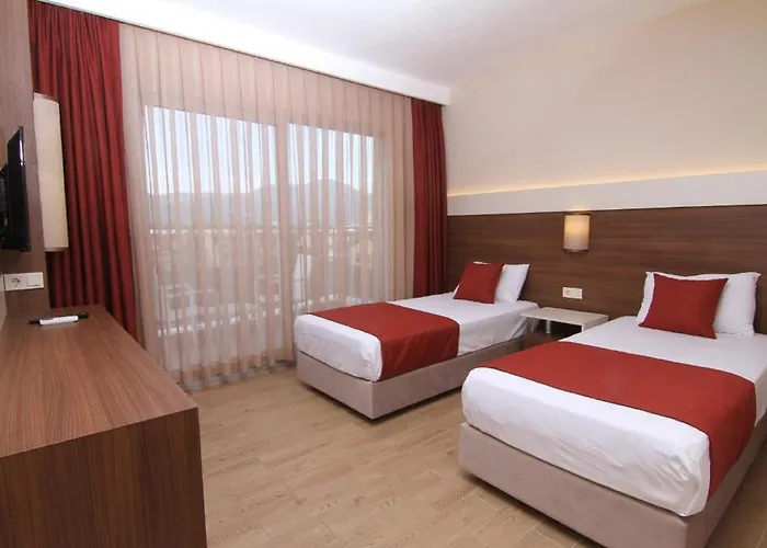 Sunway Club Hotell 3*